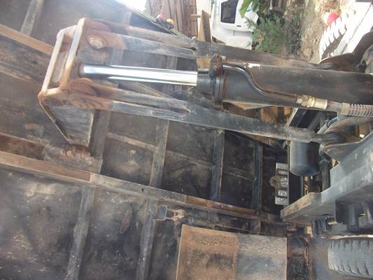 ฝากขายรถ 6 ล้อดั้ม เมกก้า 175 แรง ขอบคุณครับ ฝากขายรถ 6 ล้อดั้ม เมกก้า 175 แรง ขอบคุณครับ