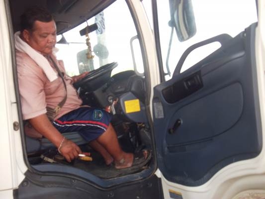 ฝากขายรถ 6 ล้อดั้ม เมกก้า 175 แรง ขอบคุณครับ ฝากขายรถ 6 ล้อดั้ม เมกก้า 175 แรง ขอบคุณครับ