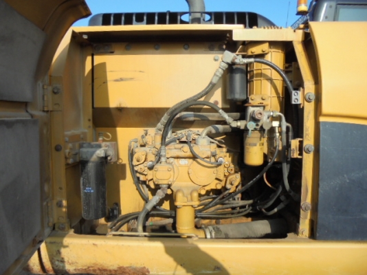 ขายแบคโฮ CAT 320D #CAT0320DCBWZ00303 รถนำเข้าจากญี่ปุ่น สภาพดี ราคาคุยกันได้ค่ะ