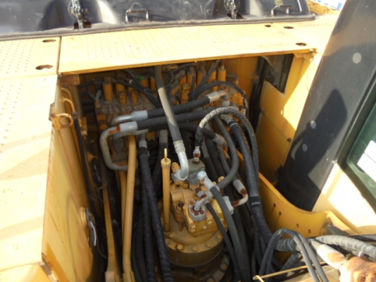 ขายแบคโฮ CAT 320D #CAT0320DCBWZ00303 รถนำเข้าจากญี่ปุ่น สภาพดี ราคาคุยกันได้ค่ะ