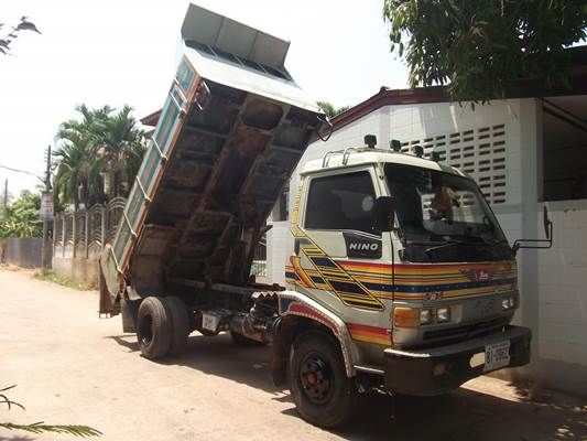 ฝากขาย 6 ล้อดั้มฮีโน่ FC 120แรง ขอขอบคุณพี่เสือ ทีมงาน TRUCK2HAND และผู้ซื้อครับ ฝากขาย 6 ล้อดั้มฮีโน่ FC 120แรง ขอขอบคุณพี่เสือ ทีมงาน TRUCK2HAND และผู้ซื้อครับ