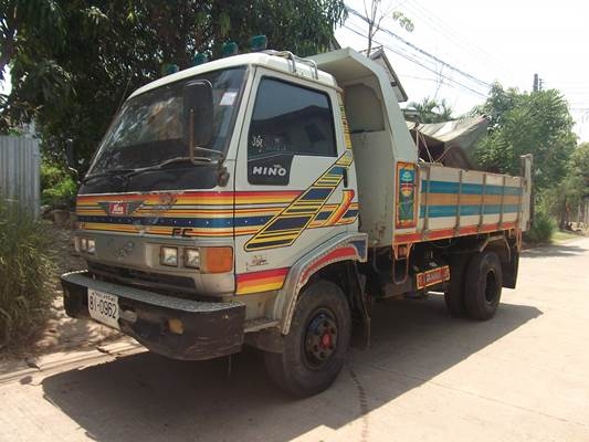 ฝากขาย 6 ล้อดั้มฮีโน่ FC 120แรง ขอขอบคุณพี่เสือ ทีมงาน TRUCK2HAND และผู้ซื้อครับ ฝากขาย 6 ล้อดั้มฮีโน่ FC 120แรง ขอขอบคุณพี่เสือ ทีมงาน TRUCK2HAND และผู้ซื้อครับ