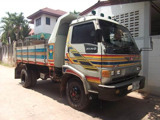 ฝากขาย 6 ล้อดั้มฮีโน่ FC  120แรง ขอขอบคุณพี่เสือ ทีมงาน TRUCK2HAND และผู้ซื้อครับ