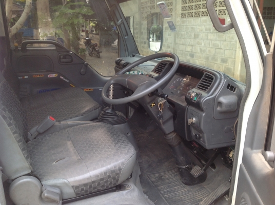 ขาย 4 ล้อไม่ติดเวลา รถห้างปี 51