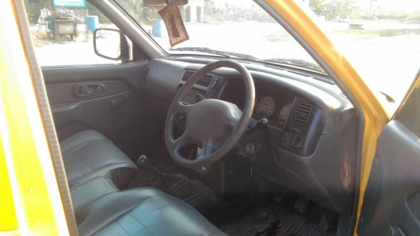 มิตซูบิชิ L200 สตาด้า ตอนเดียว