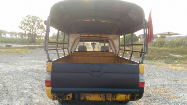 มิตซูบิชิ L200 สตาด้า ตอนเดียว