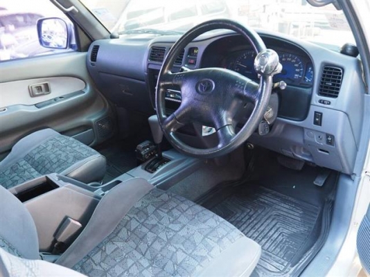 Toyota Hilux-tiger d4d Top ออโต้ Prerunner สีทอง ปี2002 Toyota Hilux-tiger d4d Top ออโต้ Prerunner สีทอง ปี2002