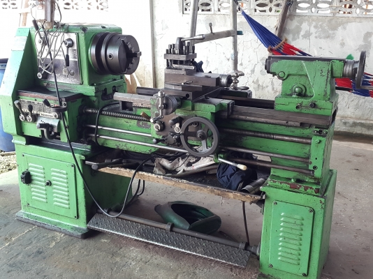 แท่นกลึง 5 ฟุต 3 เพลา เกียร์บล็อก ต้าชิง 700 B พร้อมใช้งาน 74,000