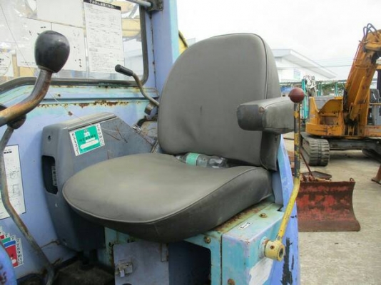 รถขุด KOMATSU..PC28UU-2  เครื่องรุ่น 3D84 ราคาเบา ๆ