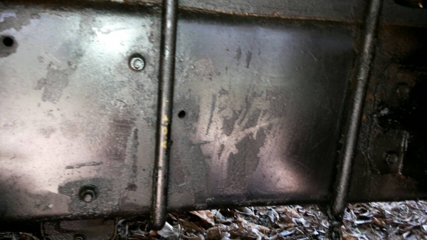 รถฮีโน่ 6 ล้อ รั้ว ( ไม่ดั้ม )  FC2W  120 แรงม้า. ปี 39.     สนใจติดต่อ  081 - 6079515