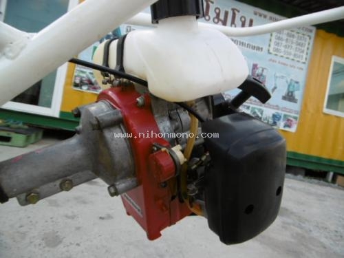 เครื่องกำจัดวัชพืชในร่องข้าว  MARUYAMA   MA3 รหัสสินค้า : 80803353 ติดต่อ Tel.086-8150487 www.nihonmono.com