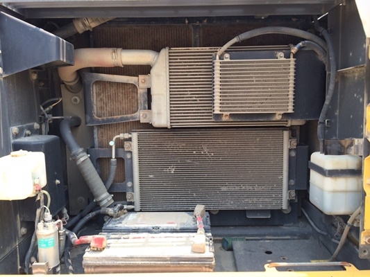 SUMITOMO SH200-5 แทรค70 ปี2010 นำเข้าจากญี่ปุ่นครับ SUMITOMO SH200-5 แทรค70 ปี2010 นำเข้าจากญี่ปุ่นครับ