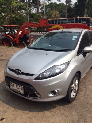 ขาย ฟอร์ด เฟียสต้า 4 ประตู 1.6 ตัวท๊อป ราคา 250,000 บาท ขาย ฟอร์ด เฟียสต้า 4 ประตู 1.6 ตัวท๊อป ราคา 250,000 บาท