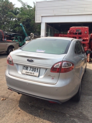 ขาย ฟอร์ด เฟียสต้า 4 ประตู 1.6 ตัวท๊อป ราคา 250,000 บาท ขาย ฟอร์ด เฟียสต้า 4 ประตู 1.6 ตัวท๊อป ราคา 250,000 บาท