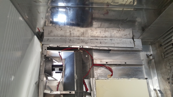 ขายตูัห้องเย็นสภาพสวยซ่อมนิดหน่อย 220,000 บา ขายตูัห้องเย็นสภาพสวยซ่อมนิดหน่อย 220,000 บา