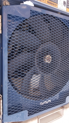 ขายตูัห้องเย็นสภาพสวยซ่อมนิดหน่อย 220,000 บา ขายตูัห้องเย็นสภาพสวยซ่อมนิดหน่อย 220,000 บา