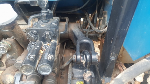 Newholland Ts110 เกียร์ธรรมดา สวยๆครับ เอกสารครบ