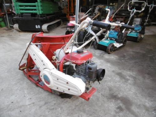 รถเกี่ยวข้าวเดินตาม   YANMAR  YB101 รหัสสินค้า : 80803434 ติดต่อ Tel.086-8150487 www.nihonmono.com