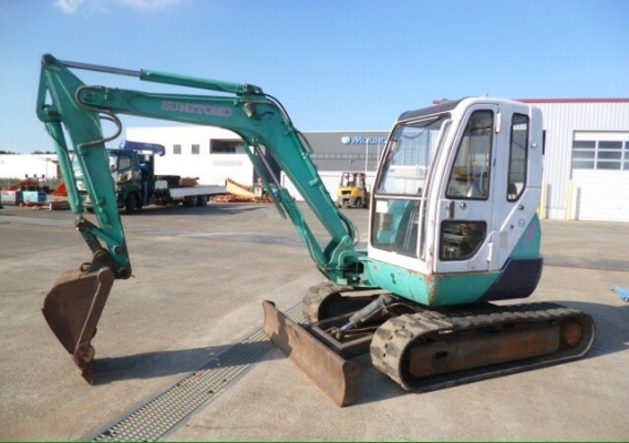 Sumitomo sh40 ขนาด 4ตัน เก๋ง ญี่ปุ่นแท้ สวยมาก มีลายหัวกระแทก พร้อมใช้ โทร.090-986-2521 อ๊อบ