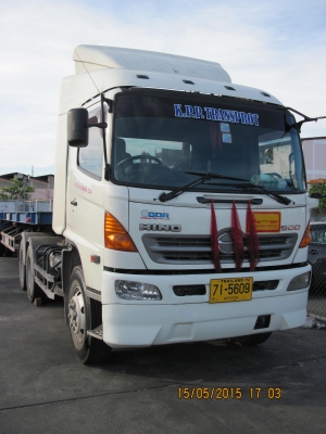 ขายด่วน สิบล้อหัวลาก พร้อมหางพื้นเรียบสามเพลา