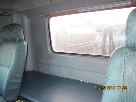 ขายด่วน สิบล้อหัวลาก พร้อมหางพื้นเรียบสามเพลา