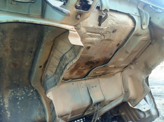 **210,000 บ.ต่อรอง/// 4ล้อกลาง ISUZU NKR-88HP รถห้างแท้ ปี35 เครื่อง/เกียร์ เดิม แน่น ช่วงล่างเดิม คัสซีสวย กระบะ3.20ม.หัวเก๋งยกได้ เกียร์สั้น พ.ธรรมดา แอร์ ครบ พร้อมใช้งาน เล่มทะเบียน ป้ายใหญ่ **ขาย ISUZU NKR-88 4ล้อกลางบรรทุก รถห้างแท้ สภาพพร้อมใช้งาน เ