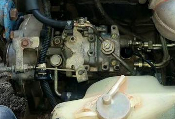 **210,000 บ.ต่อรอง/// 4ล้อกลาง ISUZU NKR-88HP รถห้างแท้ ปี35 เครื่อง/เกียร์ เดิม แน่น ช่วงล่างเดิม คัสซีสวย กระบะ3.20ม.หัวเก๋งยกได้ เกียร์สั้น พ.ธรรมดา แอร์ ครบ พร้อมใช้งาน เล่มทะเบียน ป้ายใหญ่ **ขาย ISUZU NKR-88 4ล้อกลางบรรทุก รถห้างแท้ สภาพพร้อมใช้งาน เ