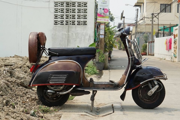 วุฒิ นนบุรี ขาย เวสป้า 150cc. สภาพเดิมๆเครื่องดีพร้อมใช้ทะเบียนพร้อมโอน วุฒิ นนบุรี ขาย เวสป้า 150cc. สภาพเดิมๆเครื่องดีพร้อมใช้ทะเบียนพร้อมโอน