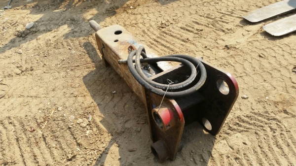 ขาย หัวเจาะ กระแทก แย๊กปูนคอนกรีต BREAKER NPK H-10X สำหรับรถขุดแบคโฮ PC120,130, 200