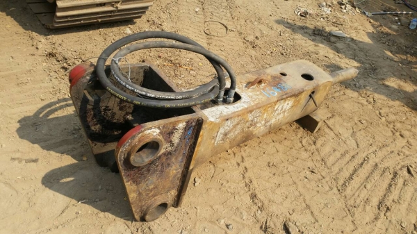 ขาย หัวเจาะ กระแทก แย๊กปูนคอนกรีต BREAKER NPK H-10X สำหรับรถขุดแบคโฮ PC120,130, 200