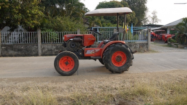 ขาย KRT140 รถพร้อมใช้งาน สภาพดี เครื่องเกียร์ดี ครับ