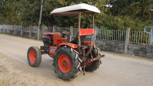 ขาย KRT140 รถพร้อมใช้งาน สภาพดี เครื่องเกียร์ดี ครับ