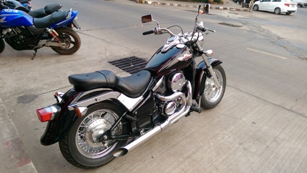 ขายคับ KAWASAKI VULCAN400 CLASSIC ปี1998 อินวอย สรรพสามิตร โครเมี่ยมเงา สีสวยๆ ท่อแต่ง ยางเต็ม ราคา 75500 บาท สนใจติดต่อ 081-0578282 คับ ส่งได้ทั่วไทยคับ สนใจติดต่อ 081-0578282 FACEBOOK ชาญณรงค์ ป๊อป ชัยอมฤต ไอดีไลน์ POPBIGBIKESAKON คับ สนใจรถสวย ถูก ดี ต