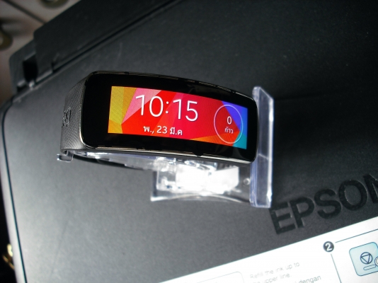 SAMAUNG GEAR FIT นาฬิกาอัจฉริยะ SAMAUNG GEAR FIT นาฬิกาอัจฉริยะ