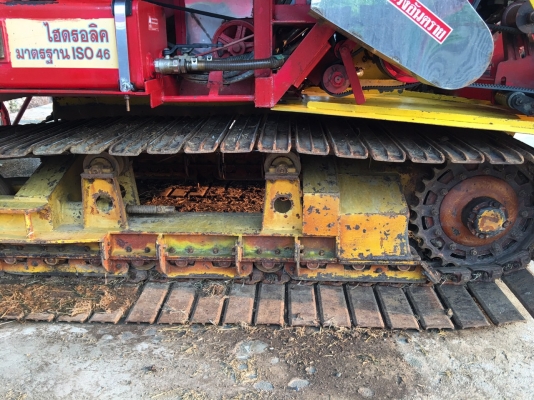 ขายรถเกี่ยวข้าวเกษตรพัฒนาจ้างช้างไวไฟปี 54