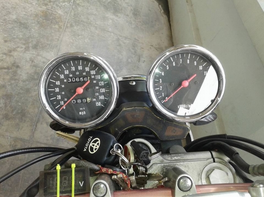 ขออนุญาติขายครับ suziki bandit600 ราคา 53000 (ภาษี พรบไม่ขาดต่อ เอกสารสำเนาทะเบียน )