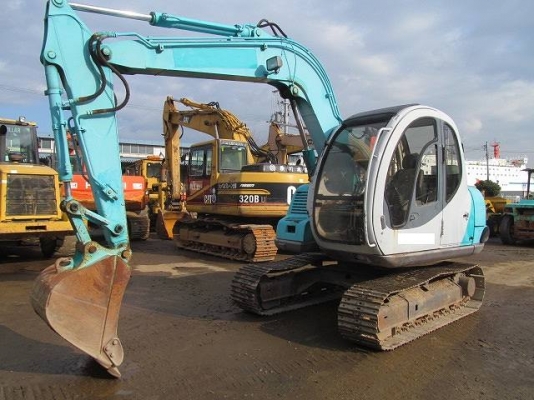 ขาย KOBELCO SK60-2  สภาพสวย  ระบบดี   มีลายหัวกะแทก ใช้งานมาแค่ 4,XXX ชั่วโมง  สนใจลองระบบได้ที่ บริษัท  เจซีเค  คิไก  จำกัด  โทร 089-7462641 สุวรรณี