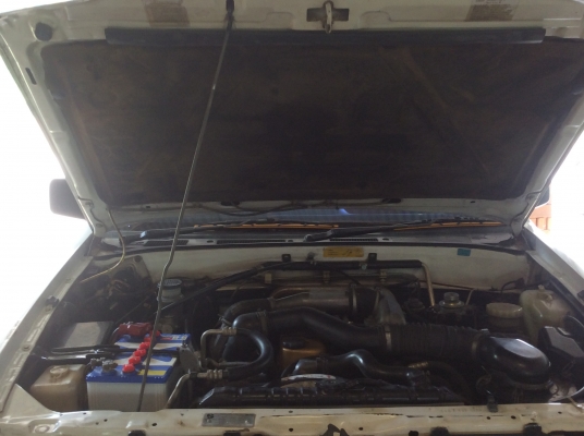 ขายดราก้อนอาย4ประตู เครื่อง2500 รถสวยพร้อมใช้