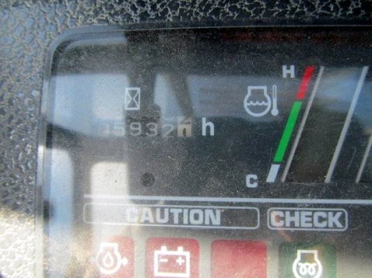 ขาย KOMATSU PC35 MR1 รถสวยสภาพดี มีเก๋งพร้อม    สนใจโทร 089-7462641 สุวรรณีจ้า