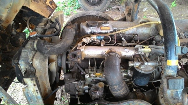 ขาย 6 ล้อ Mitsu Canter 100 แรง