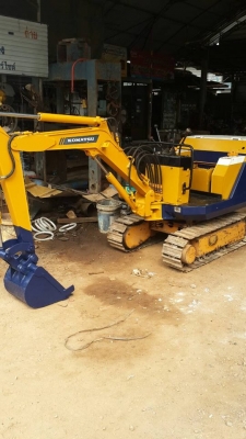 ขายรถ ยี่ห้อ KOMATSU รุ่น PC05 ขายรถ ยี่ห้อ KOMATSU รุ่น PC05