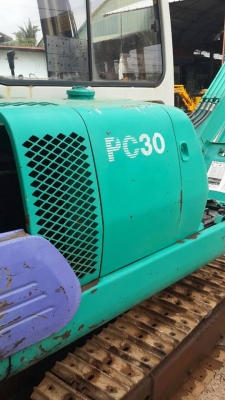 ขายรถ ยี่ห้อ KOMATSU รุ่น PC30 ขายรถ ยี่ห้อ KOMATSU รุ่น PC30