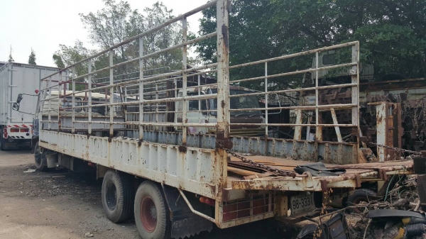 ขายรถ HINO KK199B 10ล้อ2เพลาเครื่อง HO6Cเทอร์โบว์ เครื่องดี คัสซีสวยกริบ เบรคทิฟฟี่ พวงมาลัยเพาเวอร์ กะบะยาว 7.70เมตร สอบถามรายละเอียดได้ โทร.080-108-5007 บอล โทรมาคุยกันได้คับ ขายรถ HINO KK199B 10ล้อ2เพลาเครื่อง HO6Cเทอร์โบว์ เครื่องดี คัสซีสวยกริบ เบรคทิฟฟี่ พวงมาลัยเพาเวอร์ กะบะยาว 7.70เมตร สอบถามรายละเอียดได้ โทร.080-108-5007 บอล โทรมาคุยกันได้คับ