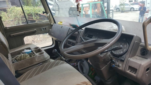 ขายรถ HINO KK199B 10ล้อ2เพลาเครื่อง HO6Cเทอร์โบว์ เครื่องดี คัสซีสวยกริบ เบรคทิฟฟี่ พวงมาลัยเพาเวอร์ กะบะยาว 7.70เมตร สอบถามรายละเอียดได้ โทร.080-108-5007 บอล โทรมาคุยกันได้คับ ขายรถ HINO KK199B 10ล้อ2เพลาเครื่อง HO6Cเทอร์โบว์ เครื่องดี คัสซีสวยกริบ เบรคทิฟฟี่ พวงมาลัยเพาเวอร์ กะบะยาว 7.70เมตร สอบถามรายละเอียดได้ โทร.080-108-5007 บอล โทรมาคุยกันได้คับ