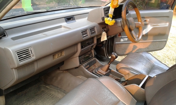 ขายรถอิซูสุ TFR มังกรทอง  ปี 93  สภาพอีพร้อมใช้ พวงมาลัยพาวเวอร์ เอกสารพร้อมโอน