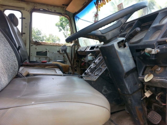 ขายรถ10ล้อ เทรลเลอร์2เพลา เครื่อง220แรง EM100 ขึ้นPC200ได้สบาย แคชซีจัมโบ้ เอกสารพร้อมโอน สนใจโทร 090-8588220คุณนะ 093-3258446คุณบิว หรือเข้าดูสินค้าอื่นๆได้ที่ www.truck.in.th/498 หรือเพจFacebook ณรงค์ ซื้อขายรถมือสอง (เว็บไซต์ส่วนตัว) หรือFacebook คุณนะ