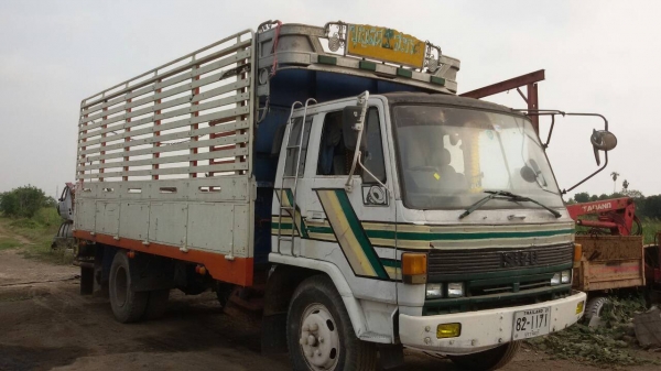 ขายด่วน6ล้อSDRรถประกอบROCKY 175จิฟฟี่พาวเวอร์เฟืองท้ายFหน้าFหลัง คัชชีสวยเอกสารพร้อมทะเบียนขาด1ปี