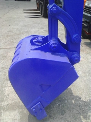 รถขุด PC 50 UU-2