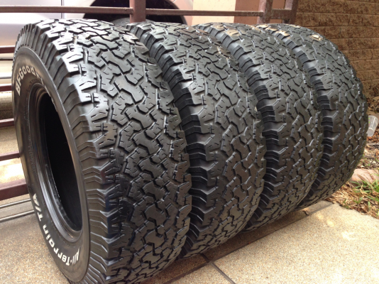 ยาง All BF Goodrich 265 75 16 ดอกสวย ไม่มีปะ พร้อมใช้งาน ราคาไม่แพง