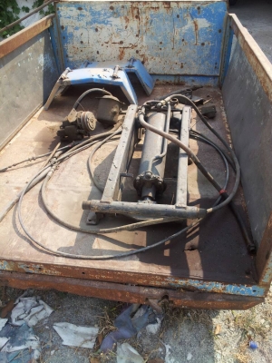 กระบะพร้อมดั้มพ์ รถเล็ก